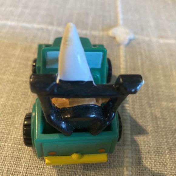 Vintage 1988 McDonalds Toy MAC THE MOON MAN in Green Car - Picture 5 of 7